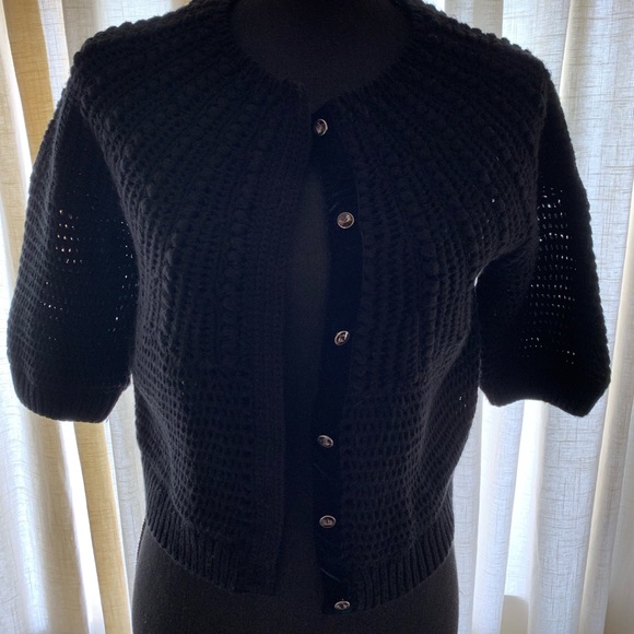 Ann Taylor luxurious crop sweater - Picture 2 of 6